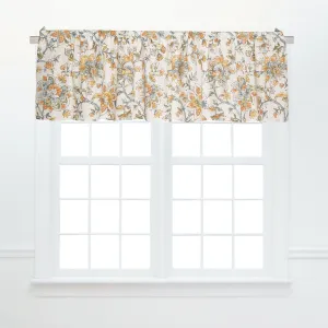 Ainsley Valance