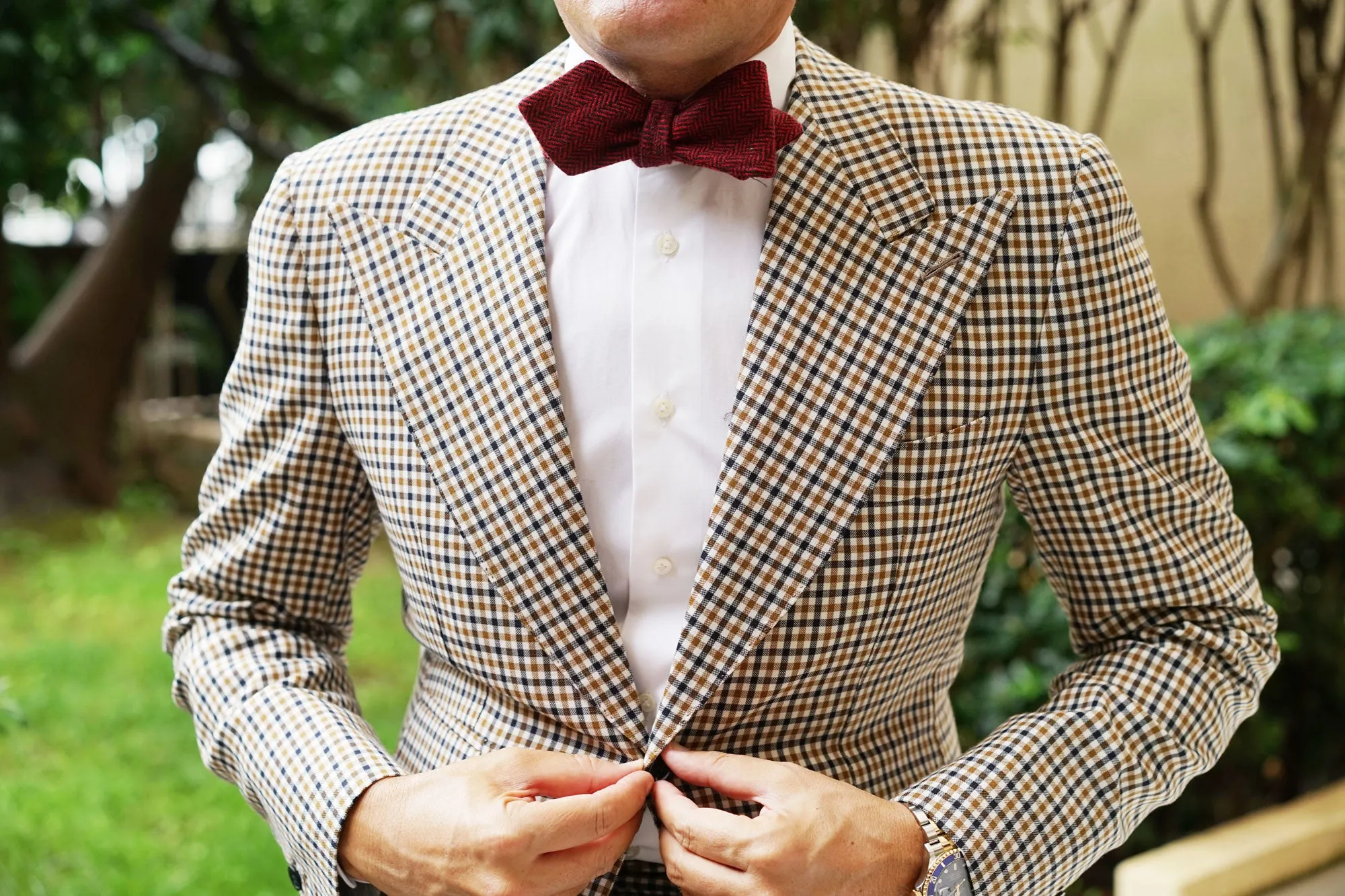 Black & Red Herringbone Wool Diamond Self Bow Tie
