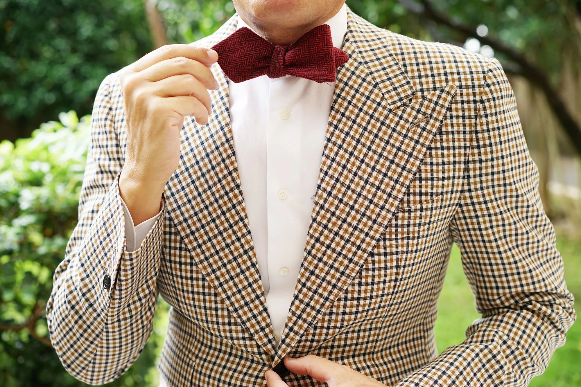 Black & Red Herringbone Wool Diamond Self Bow Tie