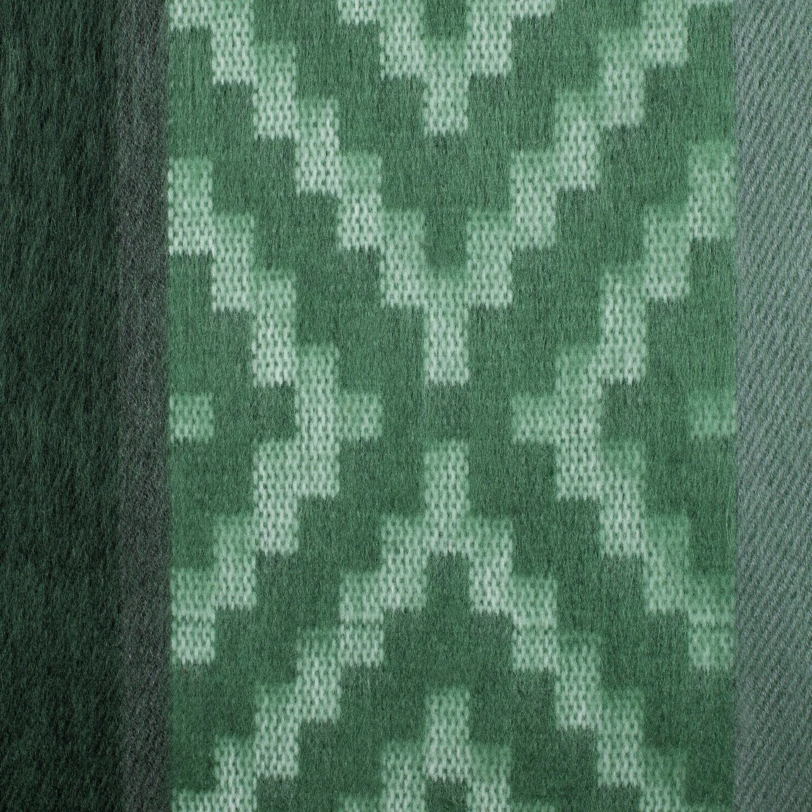 Machachi - Lightweight Baby Alpaca Hooded Poncho - Emerald Green - Diamonds Pattern - Unisex