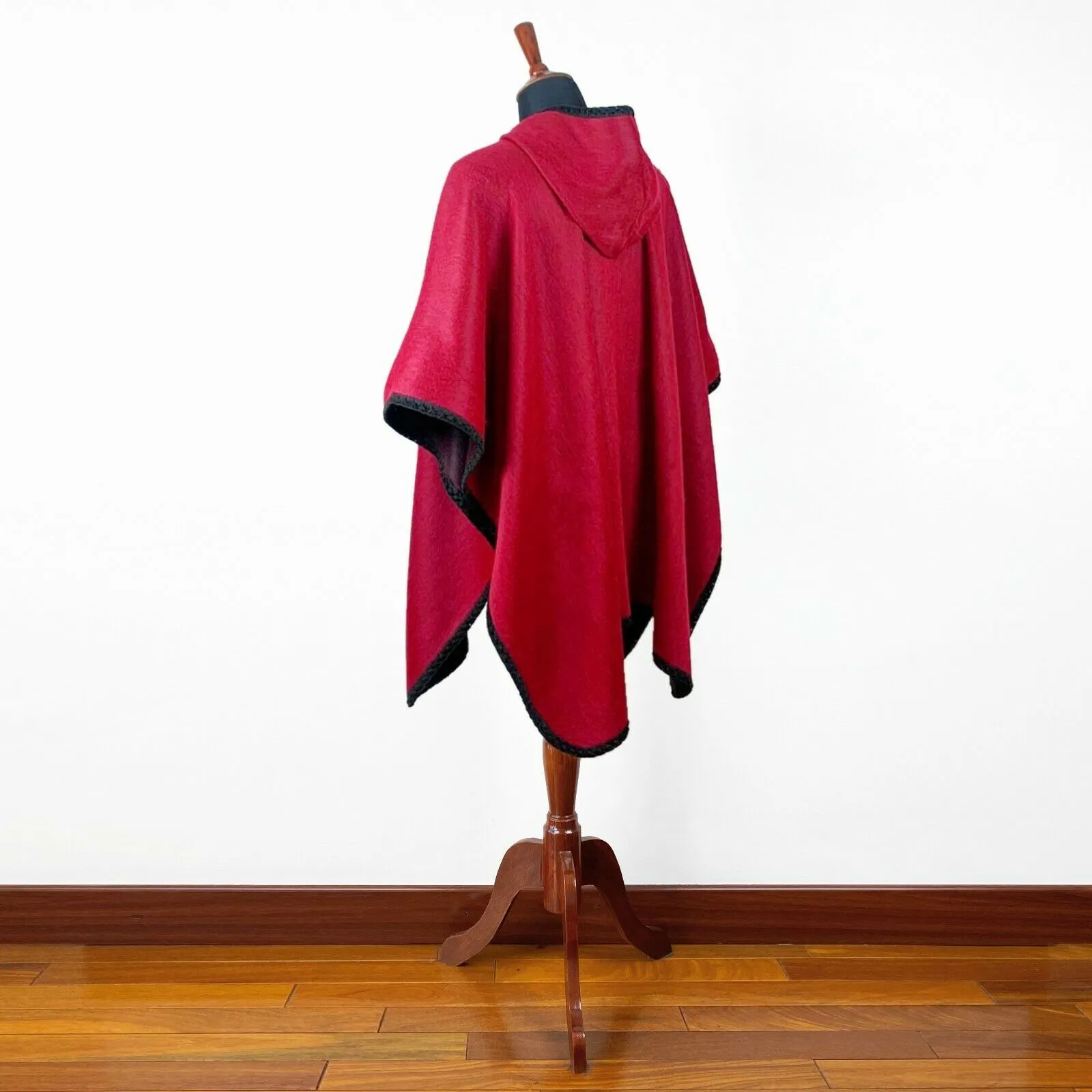 Paquisha - Lightweight Baby Alpaca Hooded Cape Poncho - Red - Unisex