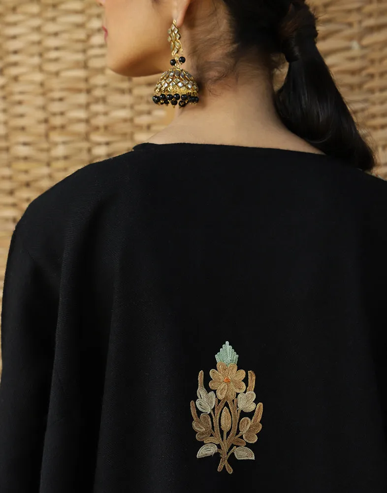 Rang-e-Khizan Pure Luxurious Wool Black Aari Phiran
