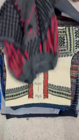 #VV296 Printed Sweaters Mix Brands 20 PCs